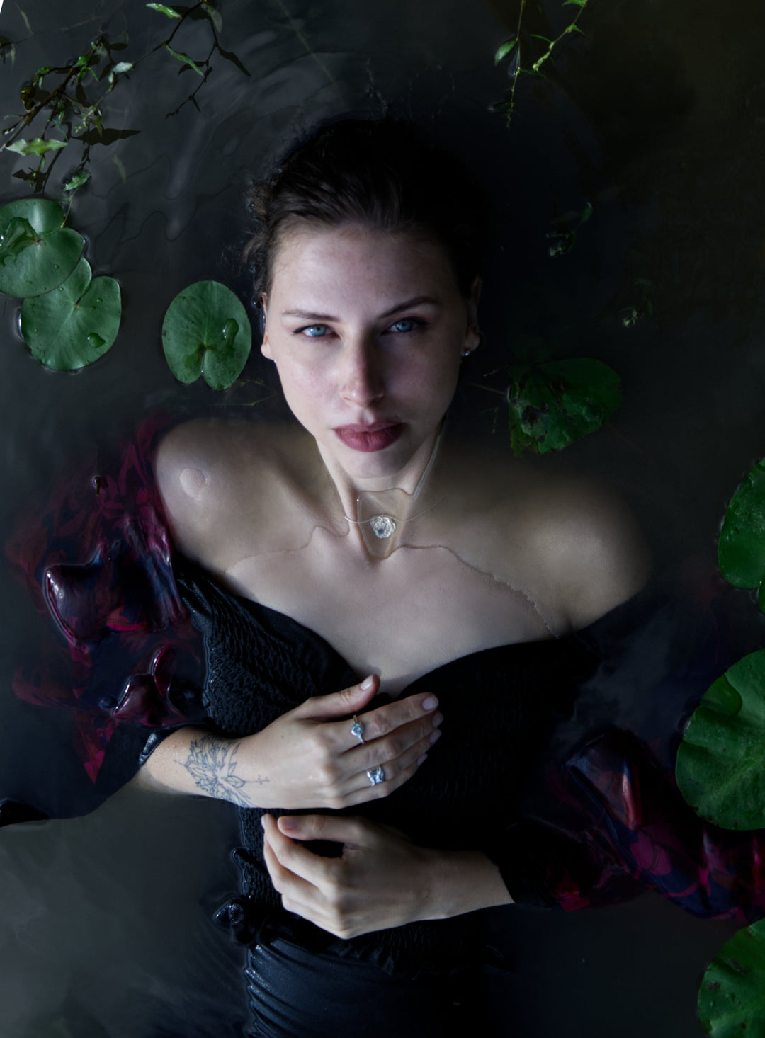 Wild Waters sú online: príbeh kolekcie šperkov plnej sily, mystiky a jedinečnosti